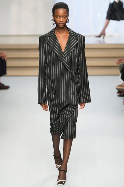 Look 6